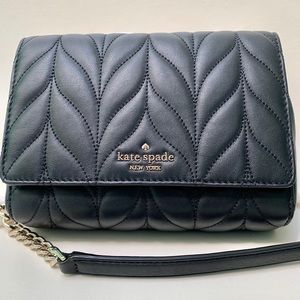 kate spade quilted purse - Black w/ gold chain